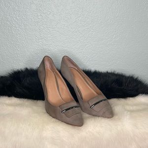 Banana Republic gray suede high heels / size 8 1/2
